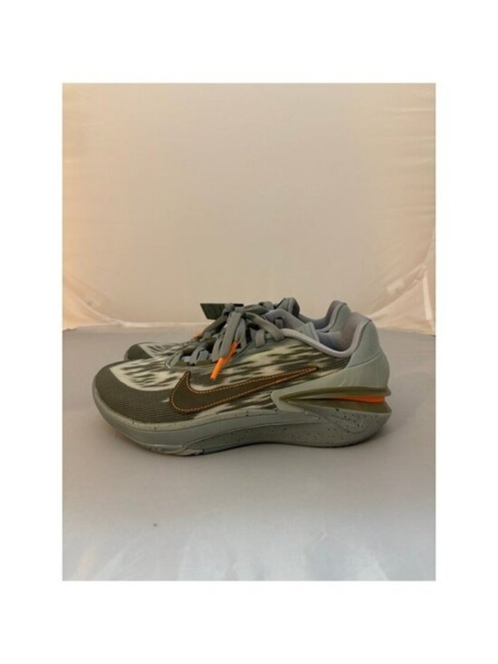 Nike air zoom GT cut 2 X Devin Booker women’s basketball shoes sz 9.5 DJ6015 301